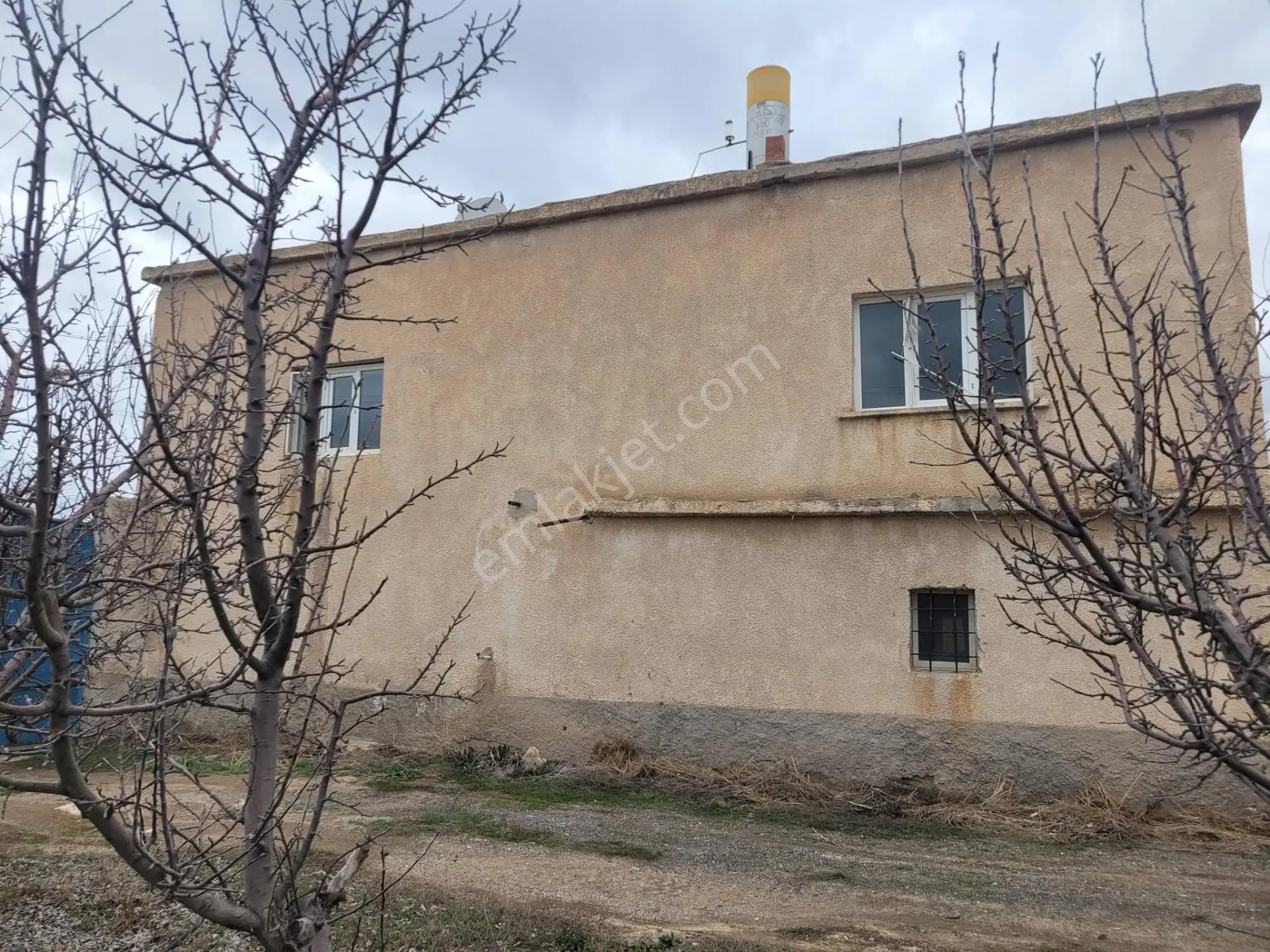 Niğde Milliyet Mahallesi 819 M² Geniş Bahçeli Köy Evi — fotoğraf 2