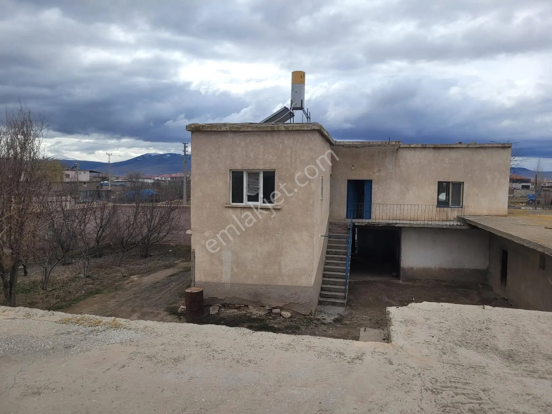 Niğde Milliyet Mahallesi 819 M² Geniş Bahçeli Köy Evi — fotoğraf 11