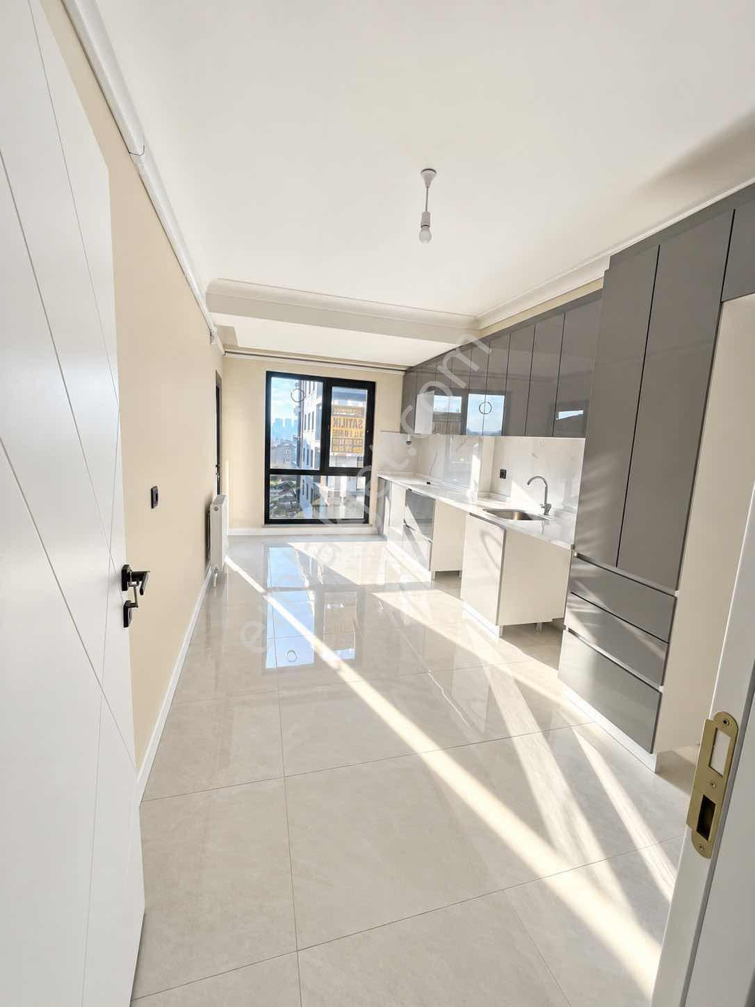 Avcılar Tahtakalede Prestijli Konumda Satılık Lüks 3+1 Daire — fotoğraf 11