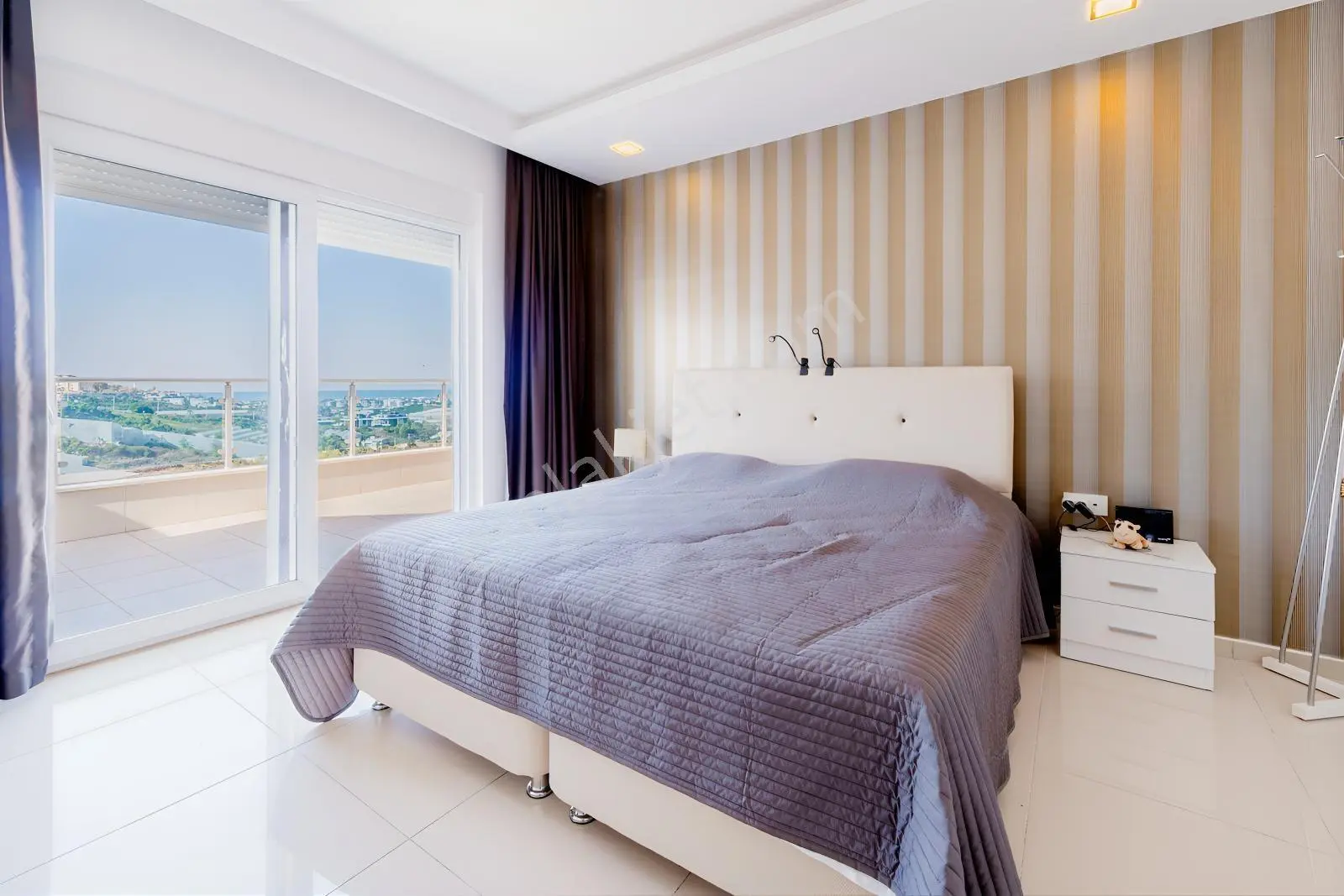 Alanya'da Granada Rezidansta 3+1 Eşyalı Dubleks Daire — fotoğraf 14