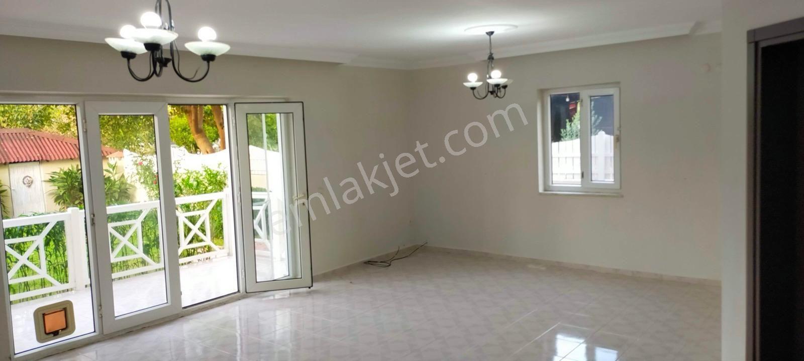 Ortaca Eskiköy'de 3+1 Müstakil Bahçeli Satılık Villa — fotoğraf 14