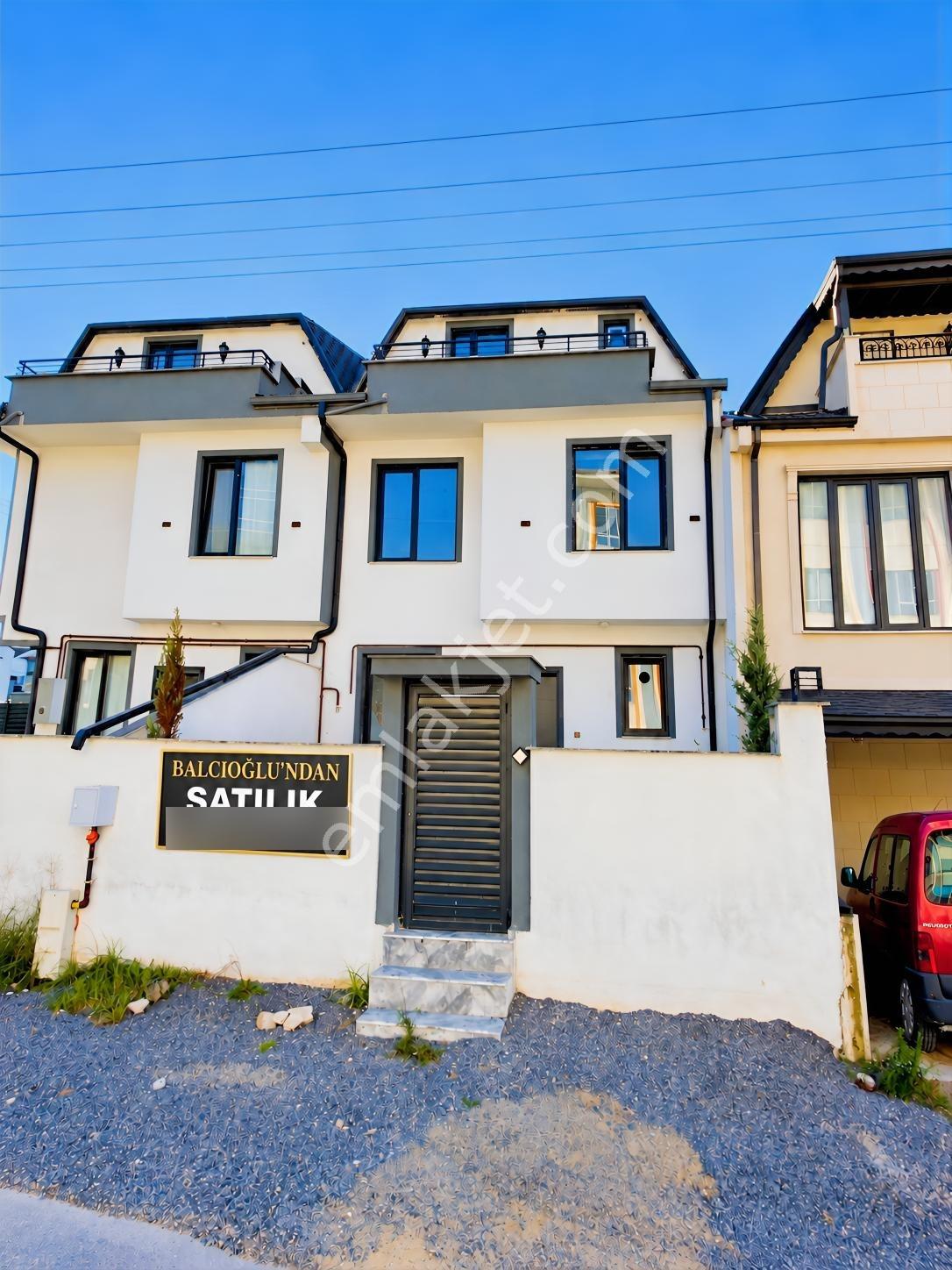 Balcıoğlundan Satılık Merkez Paljda En Uygun Triblex Sıfır Villa — fotoğraf 2