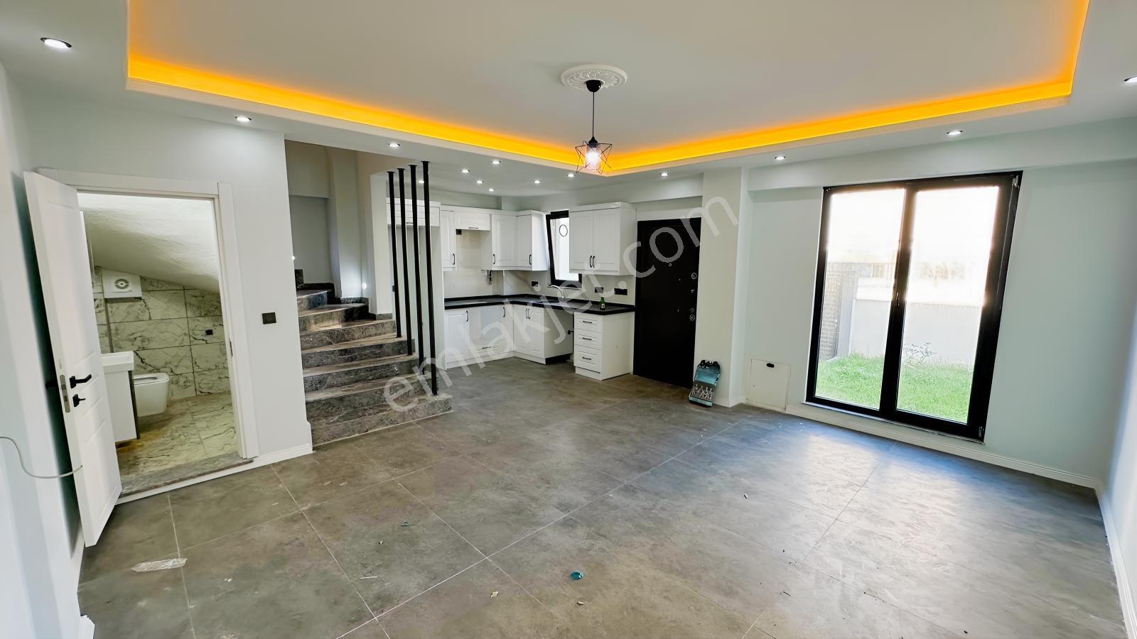 Balcıoğlundan Satılık Merkez Paljda En Uygun Triblex Sıfır Villa — fotoğraf 10