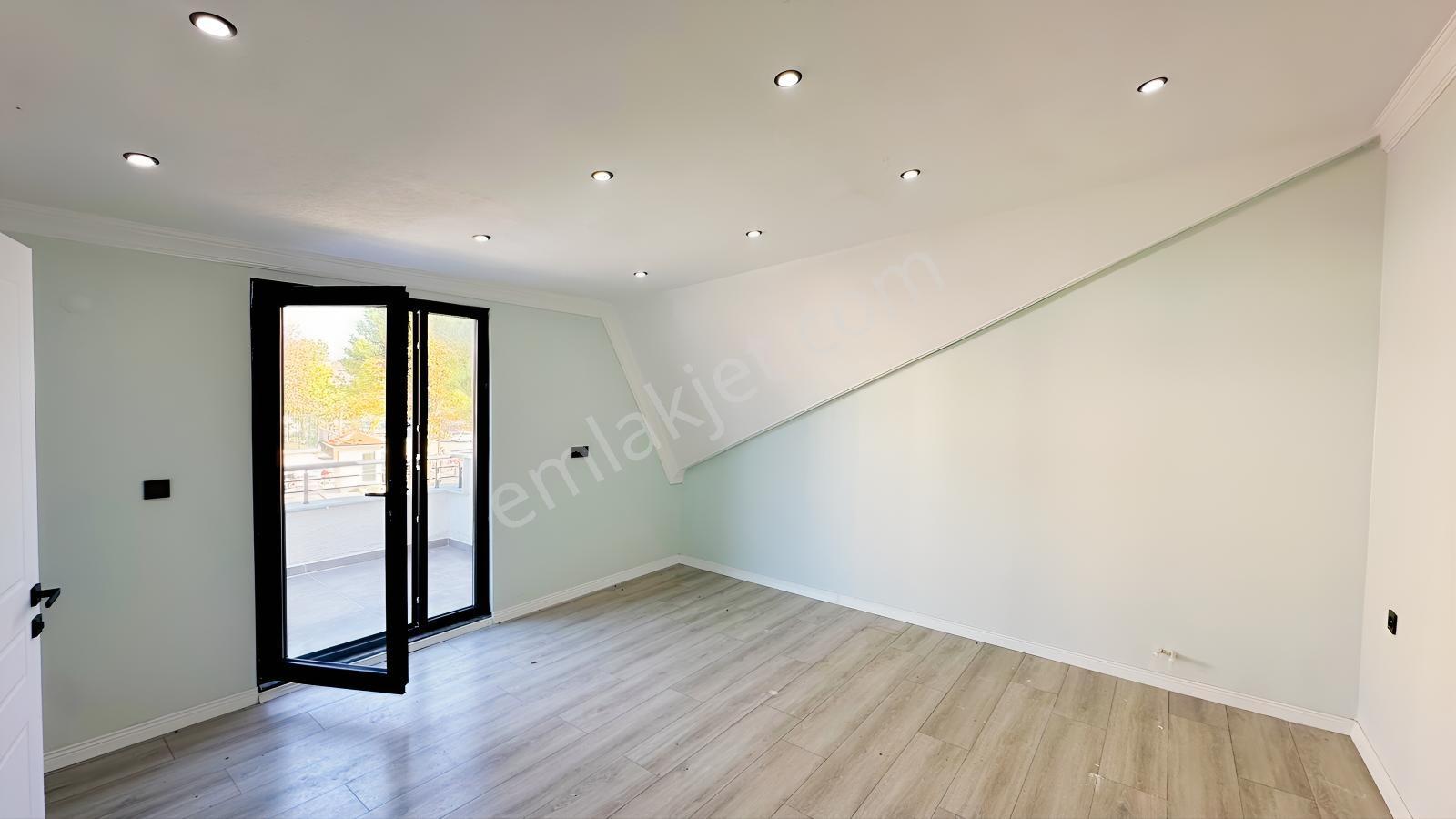 Balcıoğlundan Satılık Merkez Paljda En Uygun Triblex Sıfır Villa — fotoğraf 33