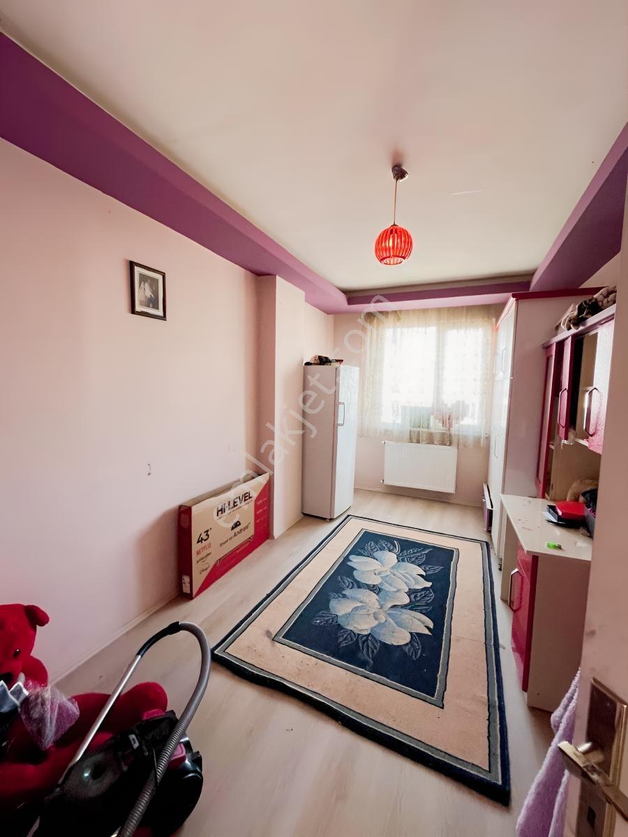 Görgülü Emlaktan Kaçmaz Fırsat 3+1 Daire — fotoğraf 13