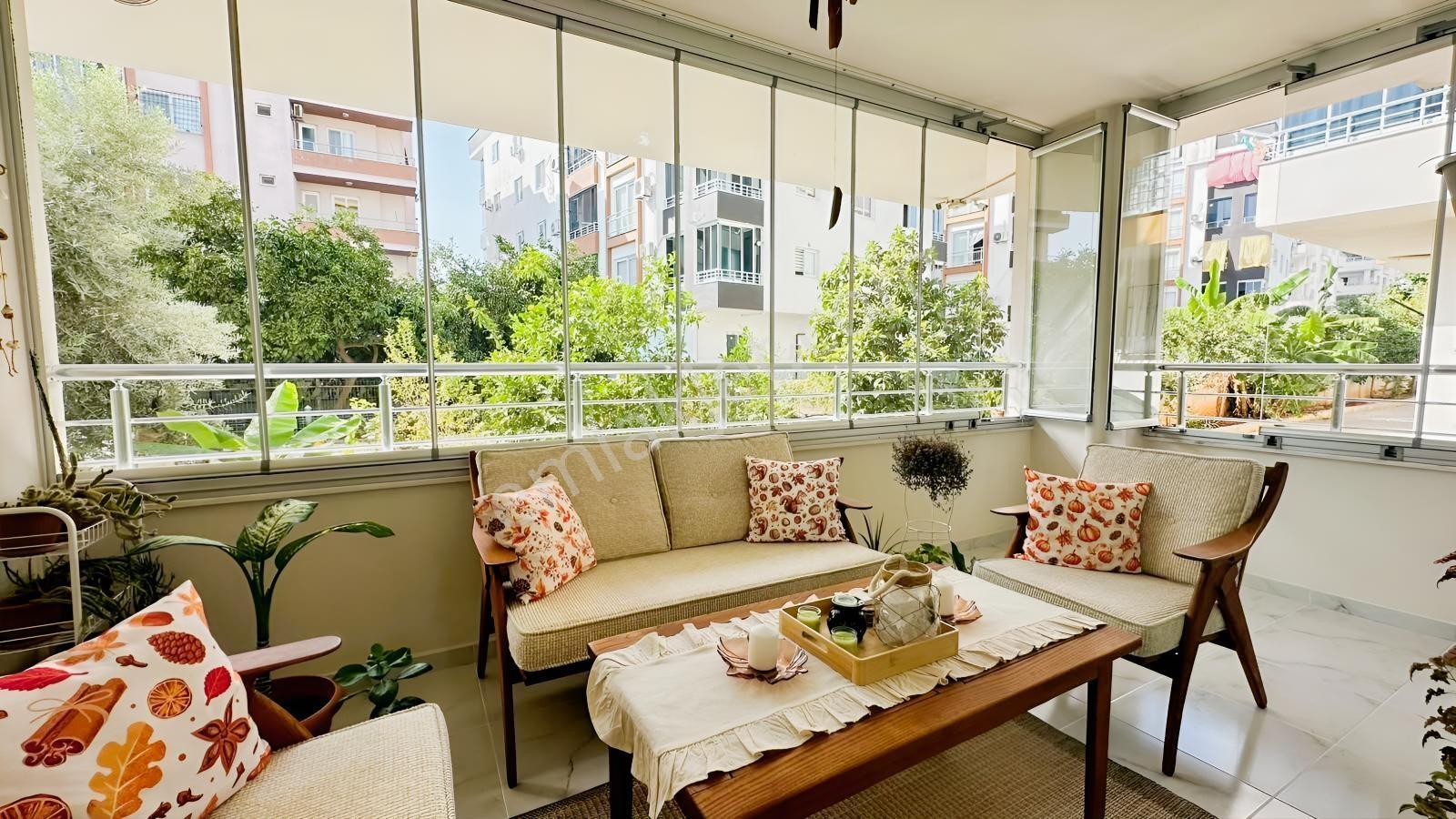 Aktif'Ten Yalınayak'Ta Satılık Giyinme Odalı,Geniş 2+1 Şık Daire