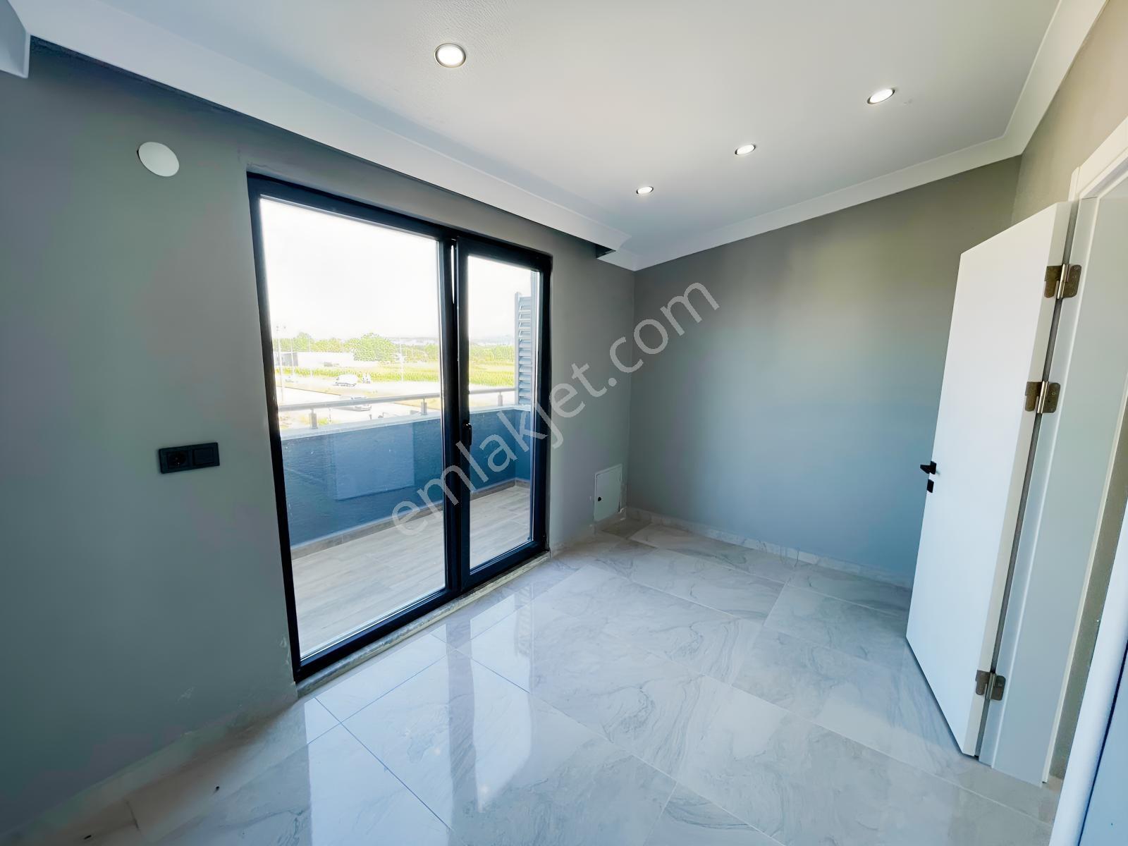 Balcıoğlundan Süper Lüx Çift Çepheli Geniş Bahçeli 4+1 Triblex — fotoğraf 29