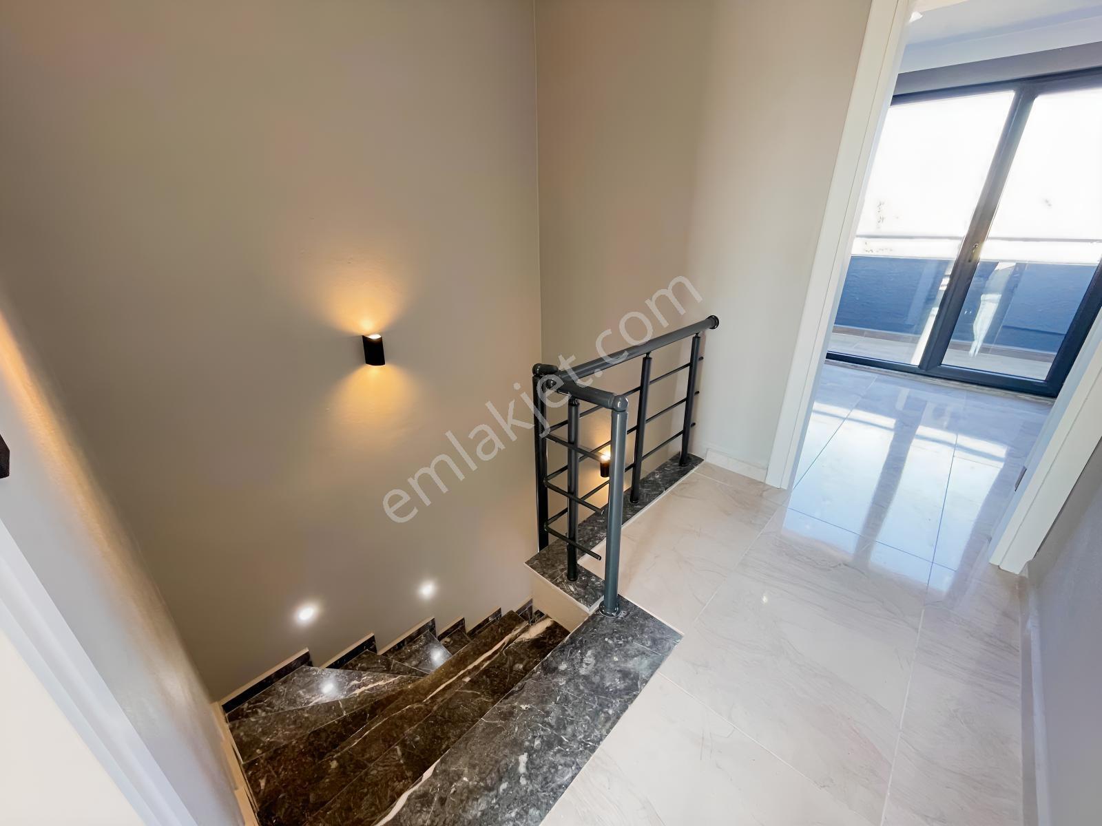 Balcıoğlundan Süper Lüx Çift Çepheli Geniş Bahçeli 4+1 Triblex — fotoğraf 32