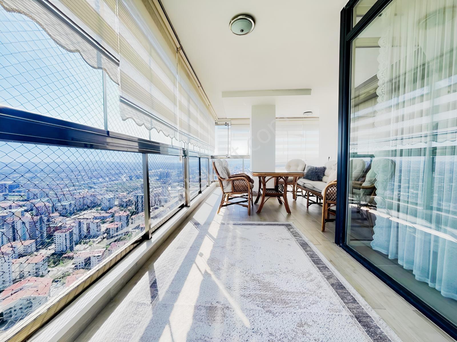 Bölgenin İncisi & Şehir Manzaralı Ultralüks Site İçerisinde 4+1