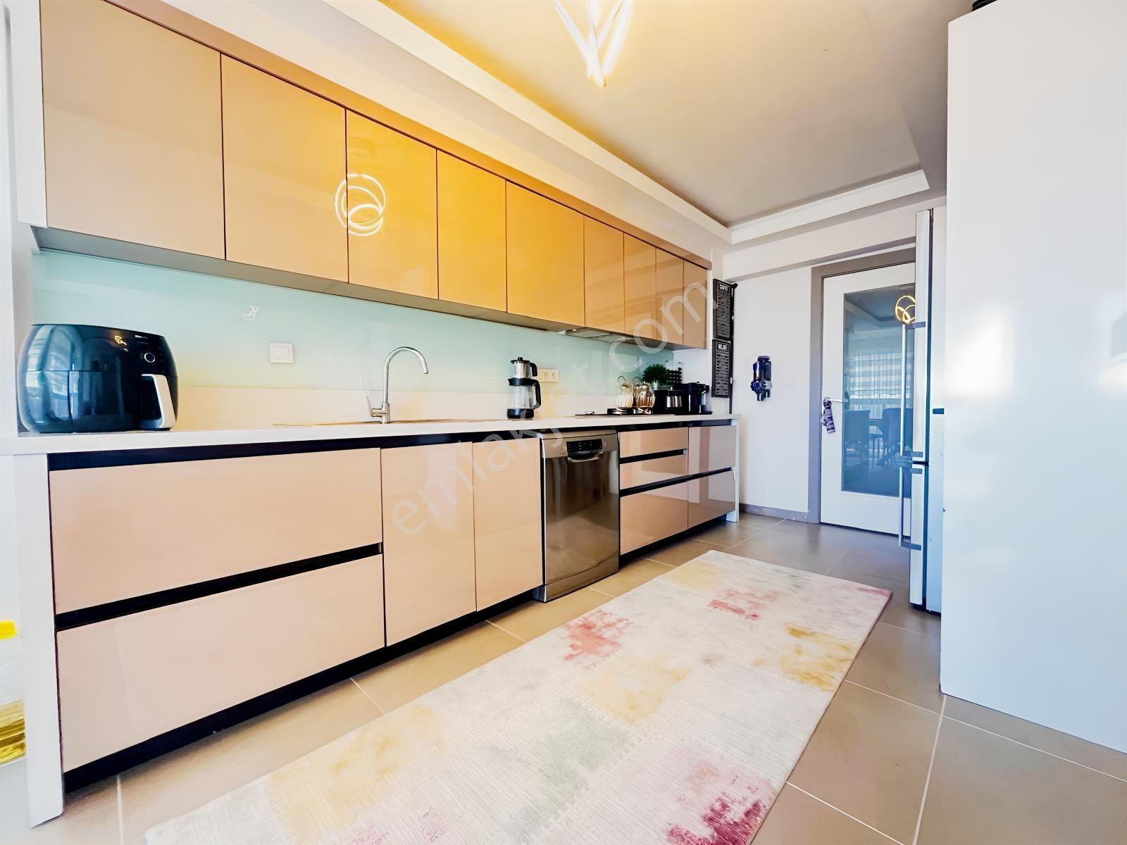 Bölgenin İncisi & Şehir Manzaralı Ultralüks Site İçerisinde 4+1 — fotoğraf 6