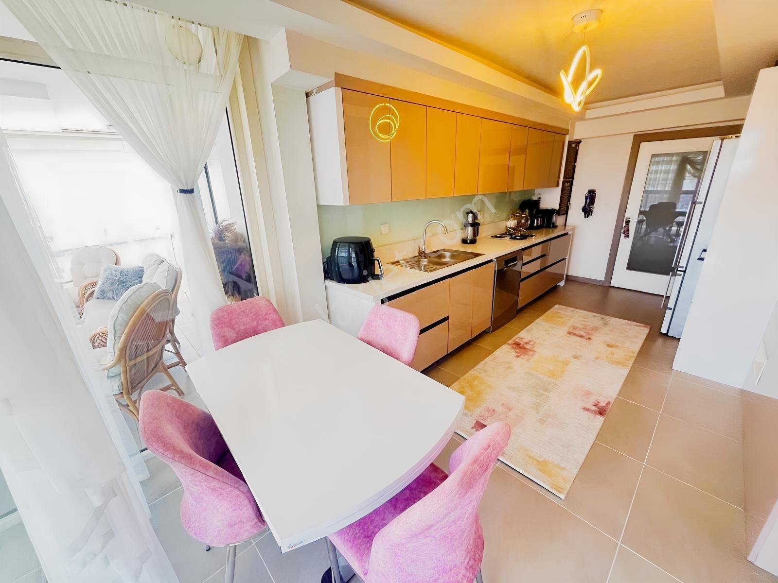 Bölgenin İncisi & Şehir Manzaralı Ultralüks Site İçerisinde 4+1 — fotoğraf 9