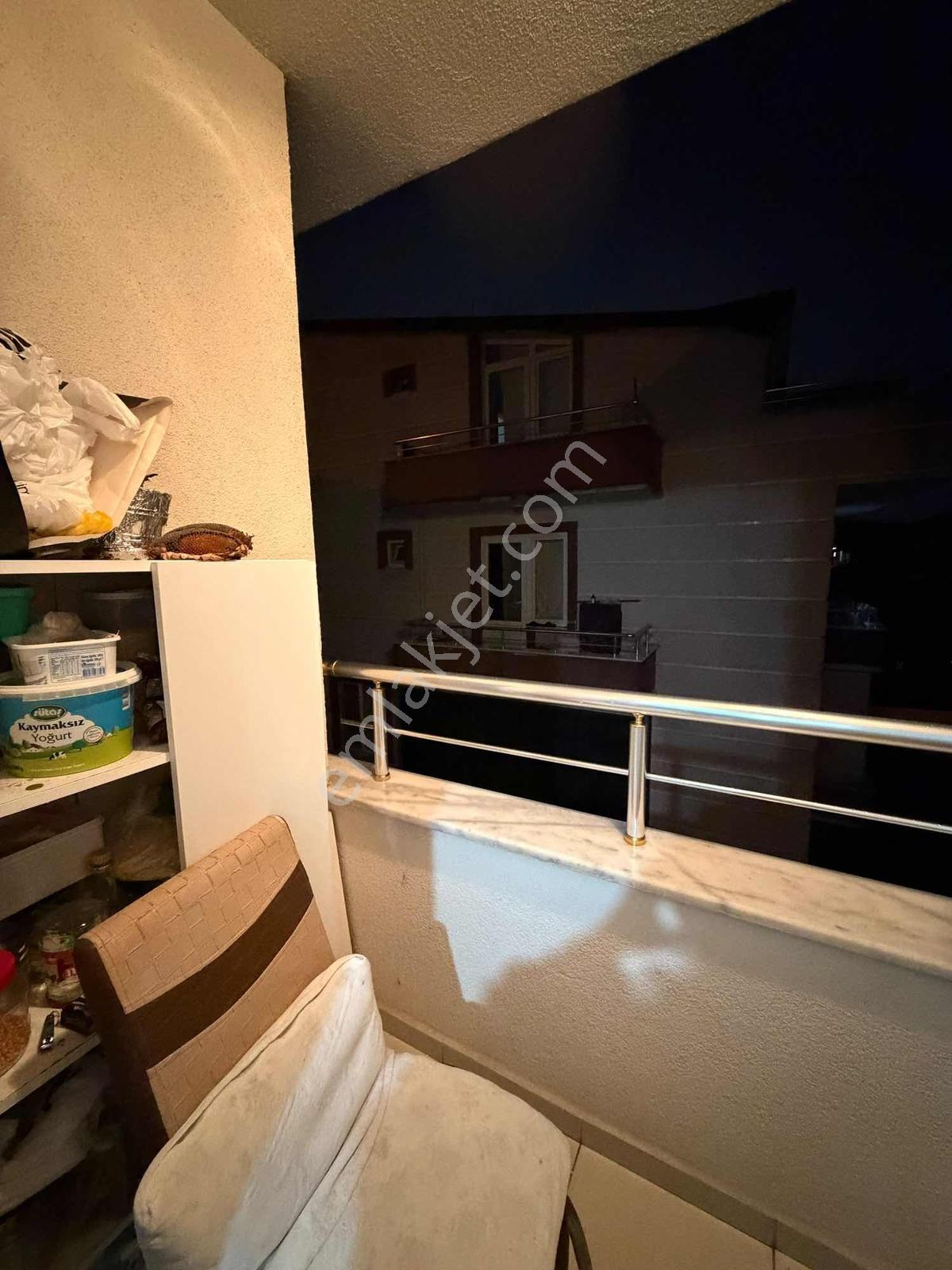 Özdilek Avm Yakını Kartepe Emekevlerde 3+1 Eğimsiz Çatı Dubleks — fotoğraf 8