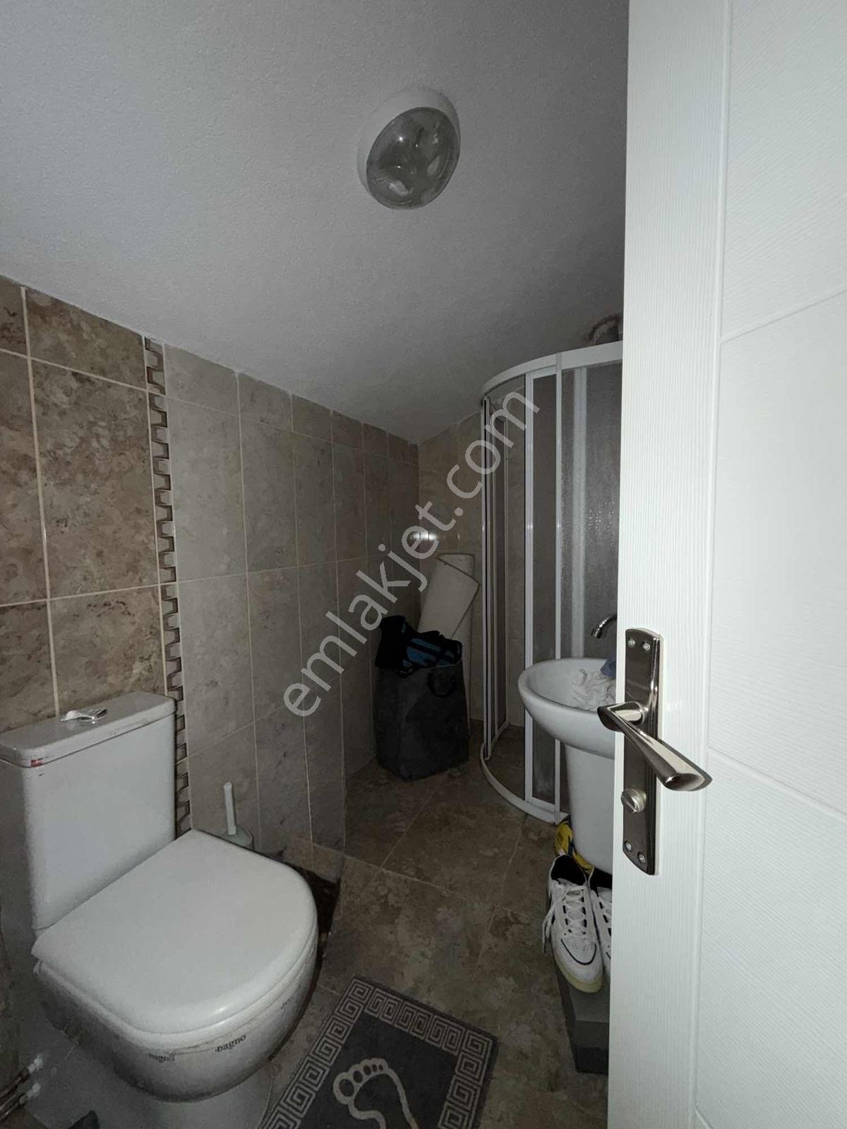 Özdilek Avm Yakını Kartepe Emekevlerde 3+1 Eğimsiz Çatı Dubleks — fotoğraf 24