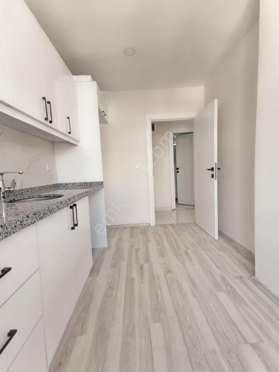 Kemal Türkler Mh De Metroya 300m 4+1 ,130m2 Çatı Dubleks — fotoğraf 15