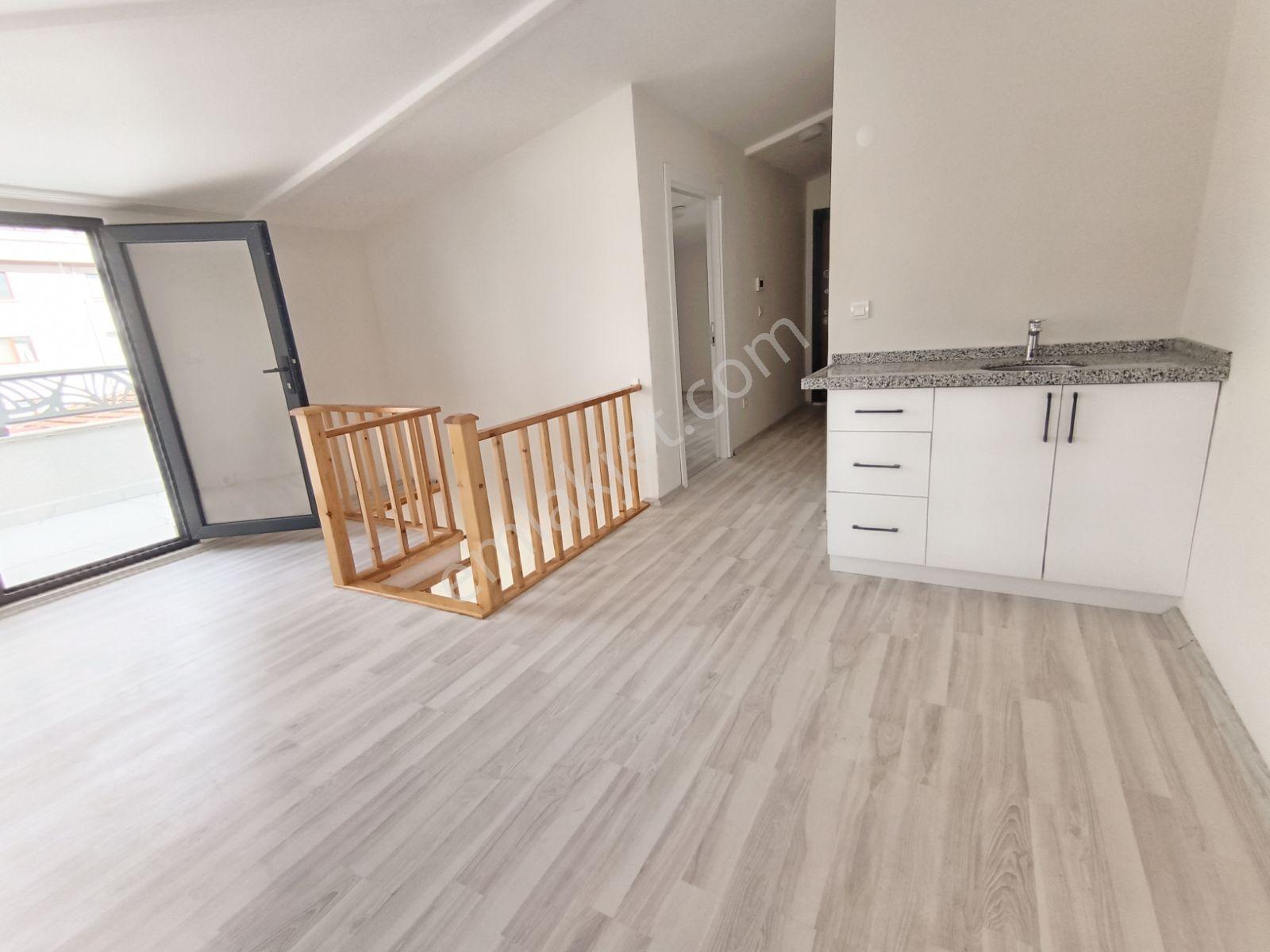Kemal Türkler Mh De Metroya 300m 4+1 ,130m2 Çatı Dubleks — fotoğraf 26