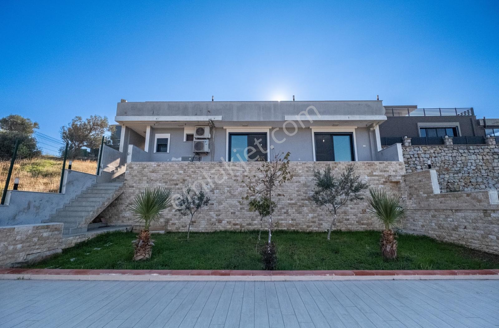 Kaynaklar'da 663 M2 Arsa İçinde, Bahçeli Ve Garajlı Müstakil Ev — fotoğraf 2