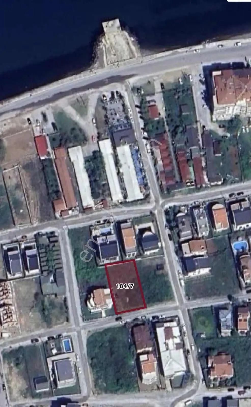 Yalova Çınarcık'ta Denize 150 M Mesafede 951 M² Villa Arsası — fotoğraf 2