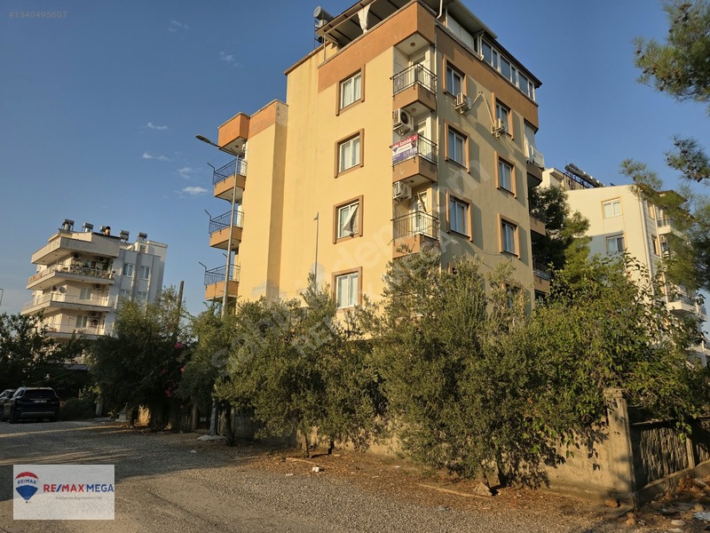 Kepez Aydoğmuş'ta Katta Tek, 4 Cepheli Ferah 3+1 Satılık Daire