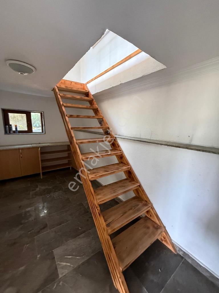 Çarşıbaşı Fener Mahallesinde Satılık Tripleks Villa — fotoğraf 13