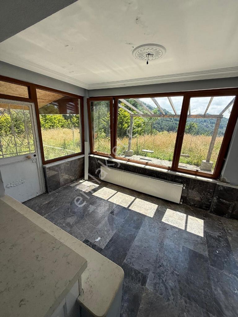 Çarşıbaşı Fener Mahallesinde Satılık Tripleks Villa — fotoğraf 17