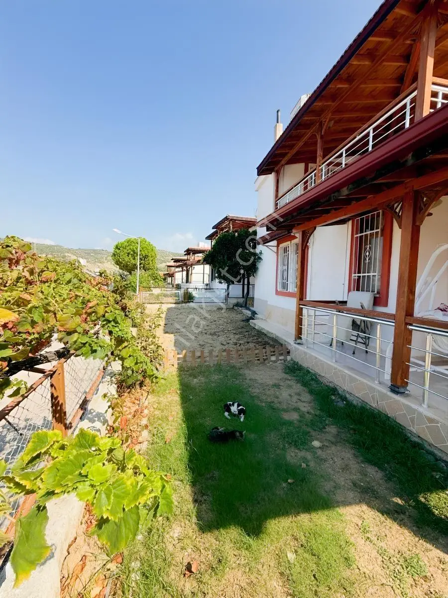 Ceren Sitesinde Deniz Manzaralı 5+1 Dubleks Villa — fotoğraf 2