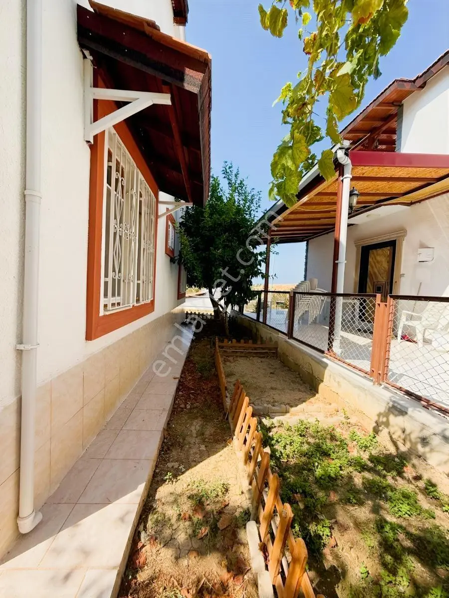 Ceren Sitesinde Deniz Manzaralı 5+1 Dubleks Villa — fotoğraf 3