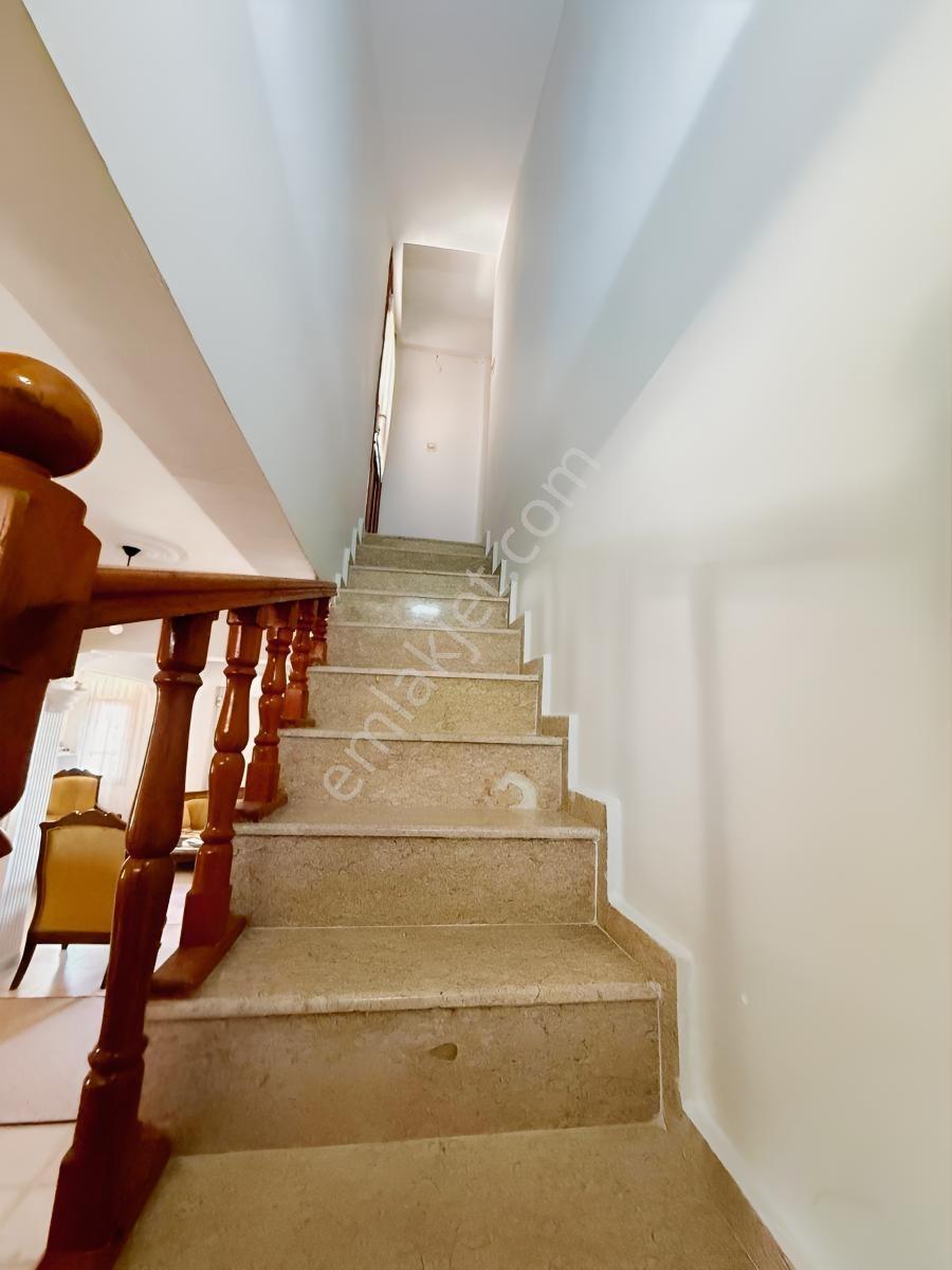 Ceren Sitesinde Deniz Manzaralı 5+1 Dubleks Villa — fotoğraf 20
