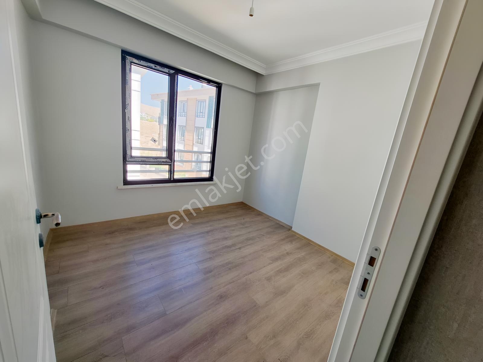 Yüksel Şahin'den Mete Konaklarına Yakın 2+1 Sıfır Daire — fotoğraf 11