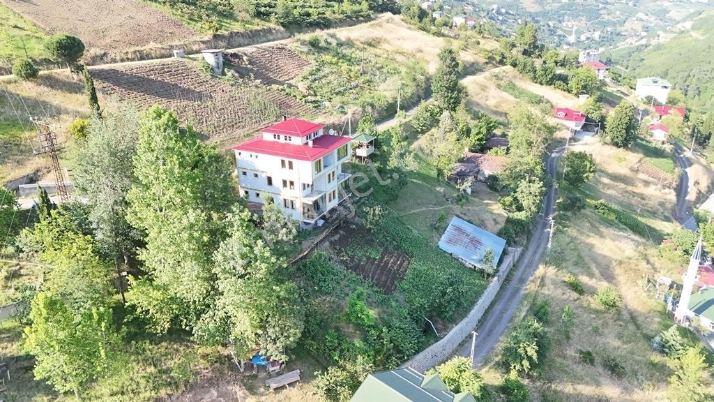 Akçaabat Acısu Mahallesinde Satılık 3 Katlı Müstakil Ev — fotoğraf 6