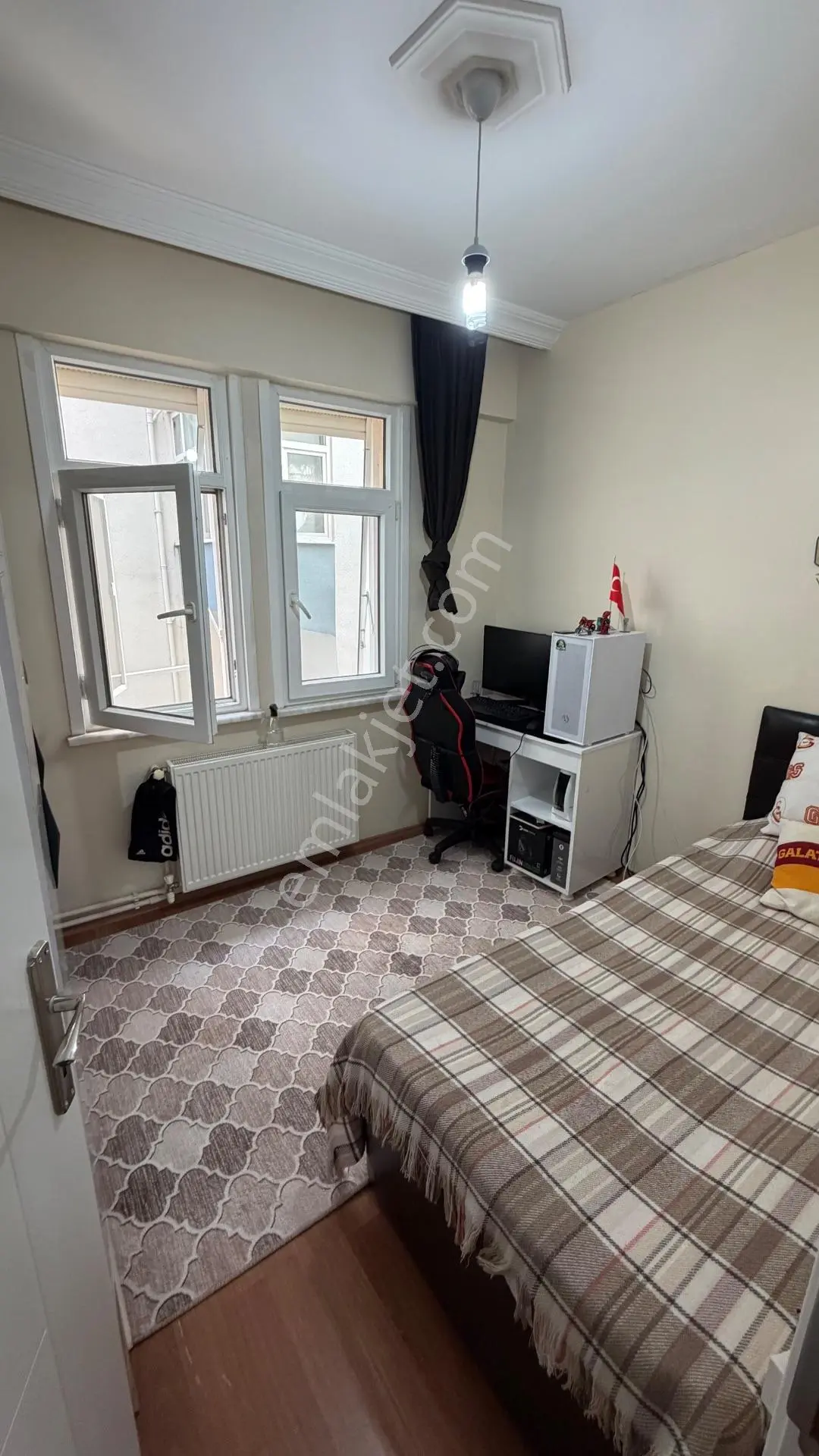Çınarcık Harmanlar’da Poyraz Cad.sinde Deniz Manzaralı 2 + 1 80 M2 Doğalgazlı Masrafsız — fotoğraf 11
