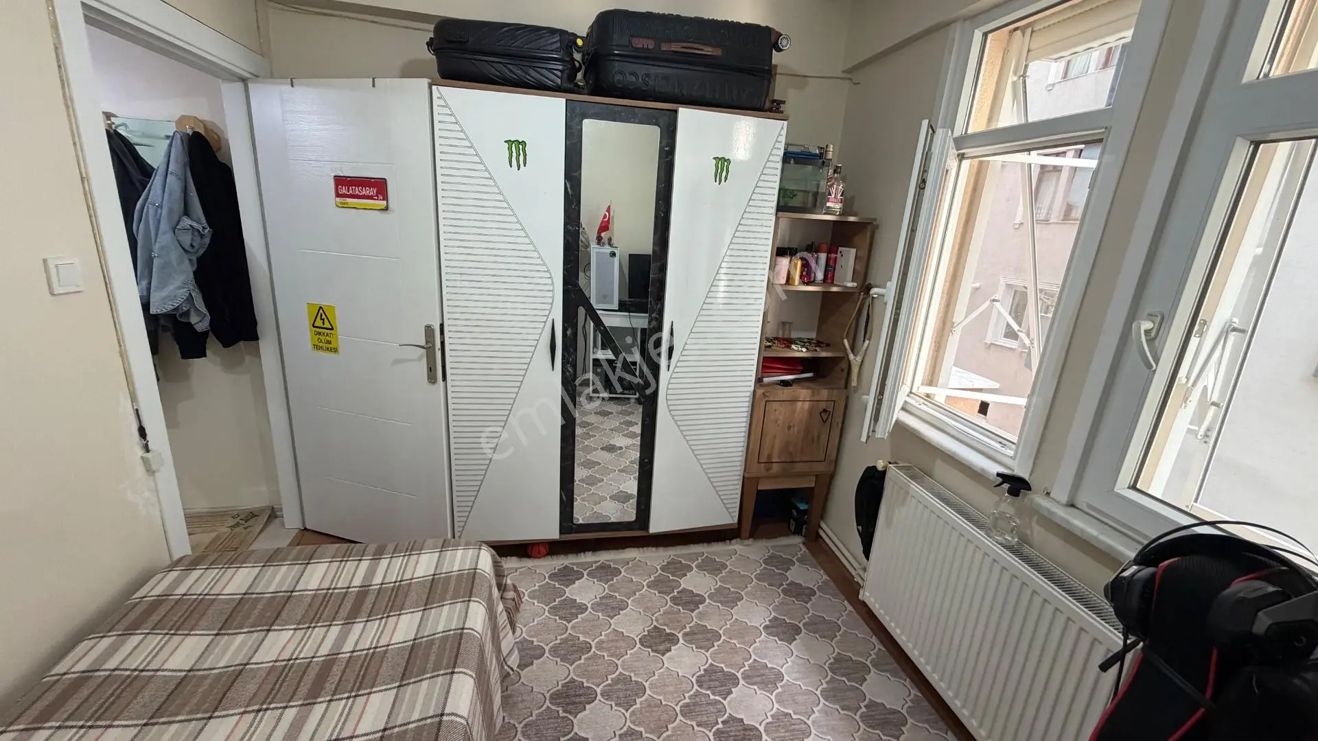 Çınarcık Harmanlar’da Poyraz Cad.sinde Deniz Manzaralı 2 + 1 80 M2 Doğalgazlı Masrafsız — fotoğraf 13