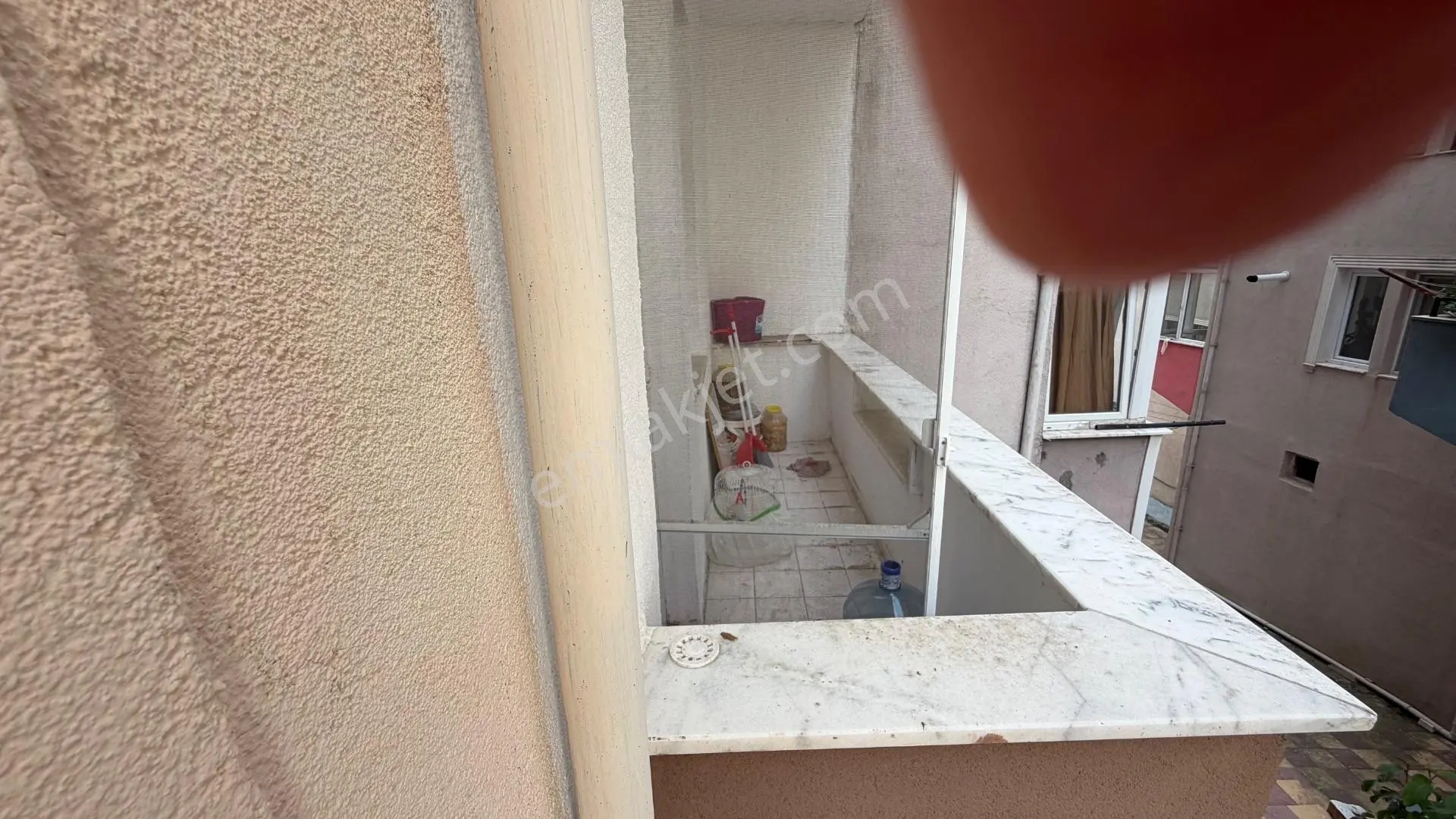 Çınarcık Harmanlar’da Poyraz Cad.sinde Deniz Manzaralı 2 + 1 80 M2 Doğalgazlı Masrafsız — fotoğraf 18