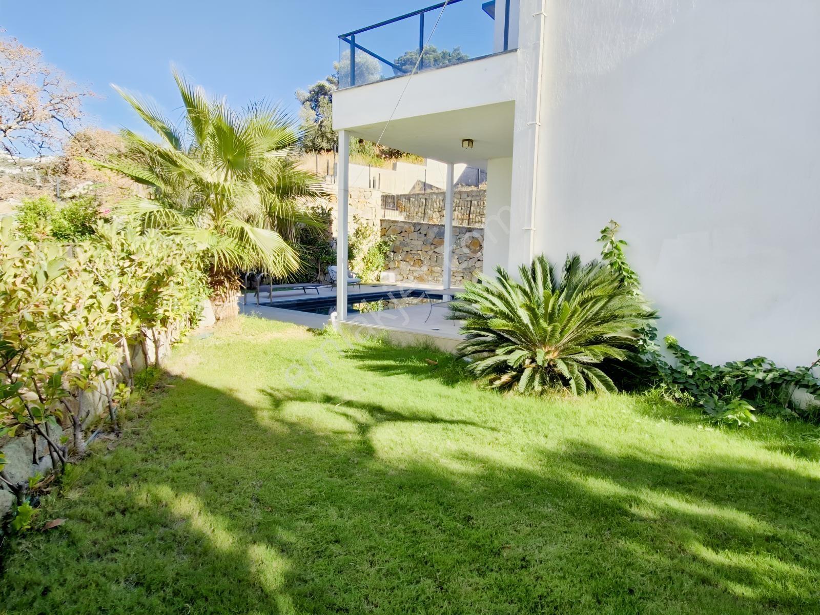 Bodrum Gumusluk Sahilde Ozel Havuzlu 4+1 Mustakil Lux Villa — fotoğraf 4