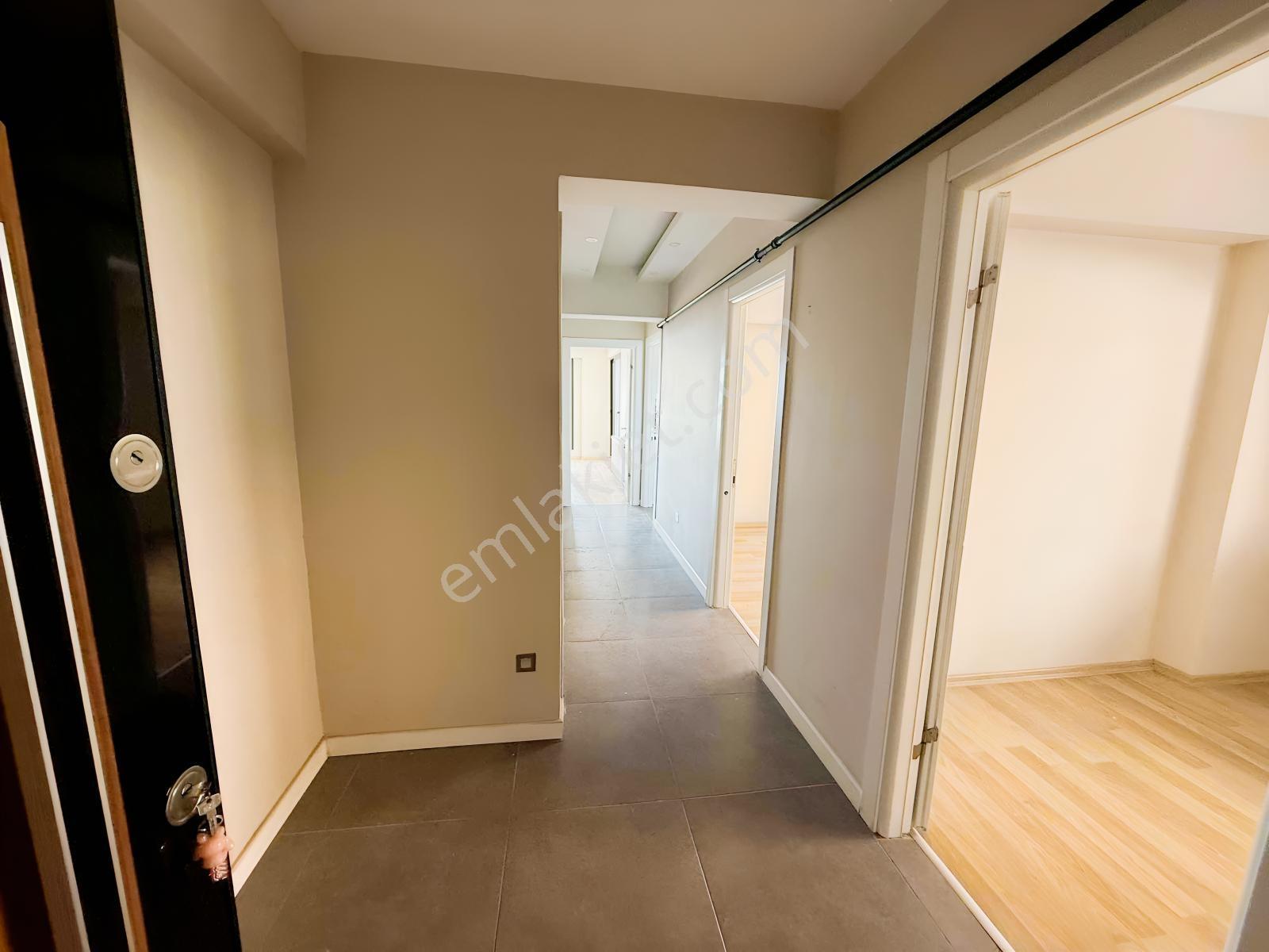 Esentepe'de Krediye Uygun Kapalı Mutfak 2+1 Satılık — fotoğraf 11