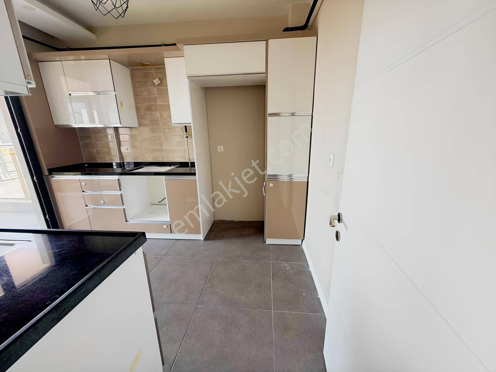 Esentepe'de Krediye Uygun Kapalı Mutfak 2+1 Satılık — fotoğraf 29