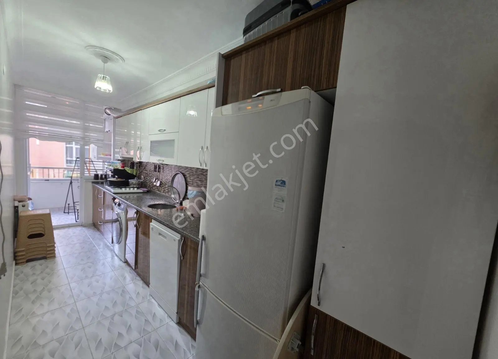Mimar Emlak'tan Mehmet Akifte Yeni Bina Güney Cephe 2+1 1.kat — fotoğraf 7