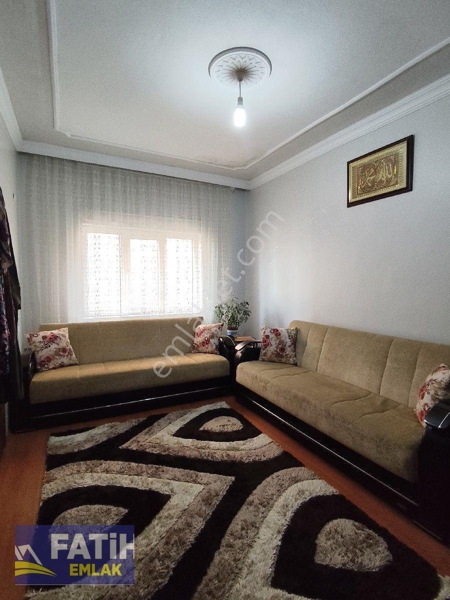İstasyon Mahallesinde Satılık Müstakil 3 Katlı Ev — fotoğraf 3