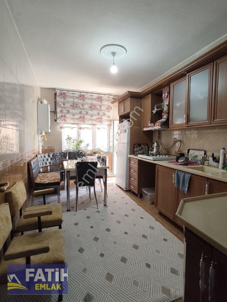 İstasyon Mahallesinde Satılık Müstakil 3 Katlı Ev — fotoğraf 5