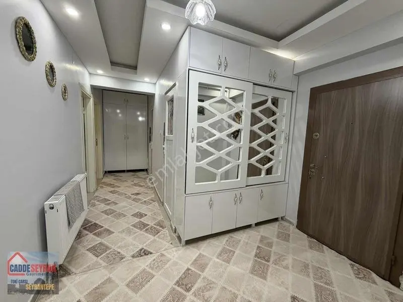 Cadde Seyran'dan Satılık 2+1 /bahçeli Giriş Kat — fotoğraf 13