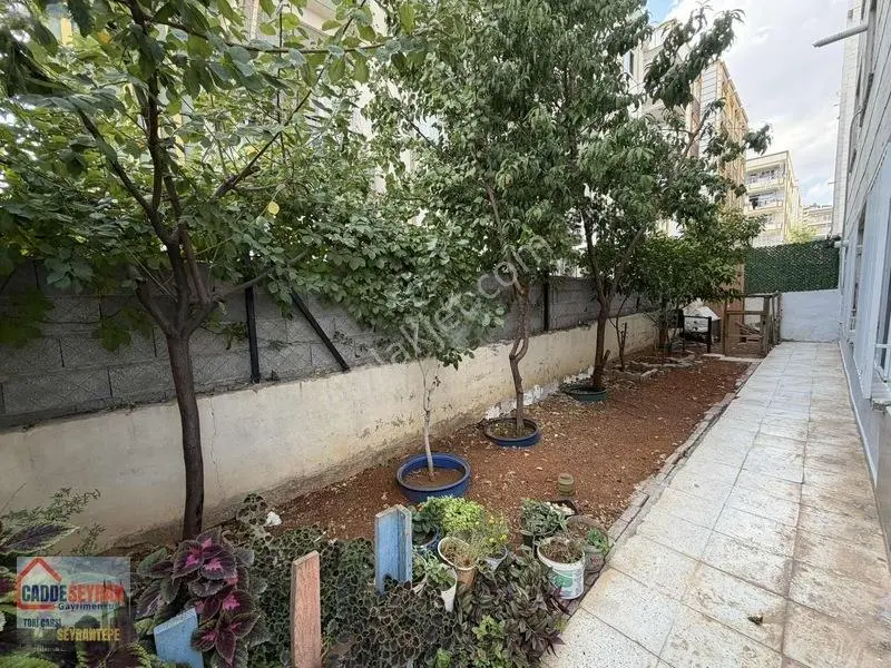 Cadde Seyran'dan Satılık 2+1 /bahçeli Giriş Kat — fotoğraf 15