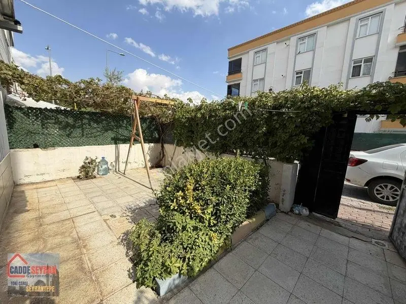 Cadde Seyran'dan Satılık 2+1 /bahçeli Giriş Kat — fotoğraf 17