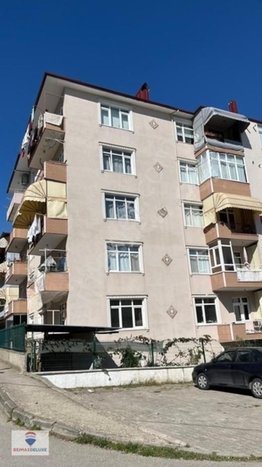 Remax Deluxe'den Gölcük Piyalepaşa Mah. 3+1 Satılık Daire — fotoğraf 3