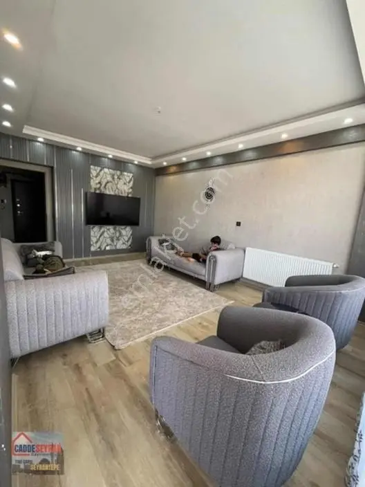 Cadde Seyran'Dan Satılık Full Yapılı 2+1/135 M2 Daire