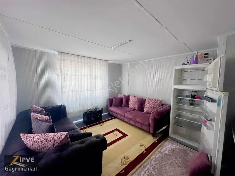 Zirveden Kalabada Hissetapulu 504m2 Eşyalı Konteynerlı Bahçe — fotoğraf 8
