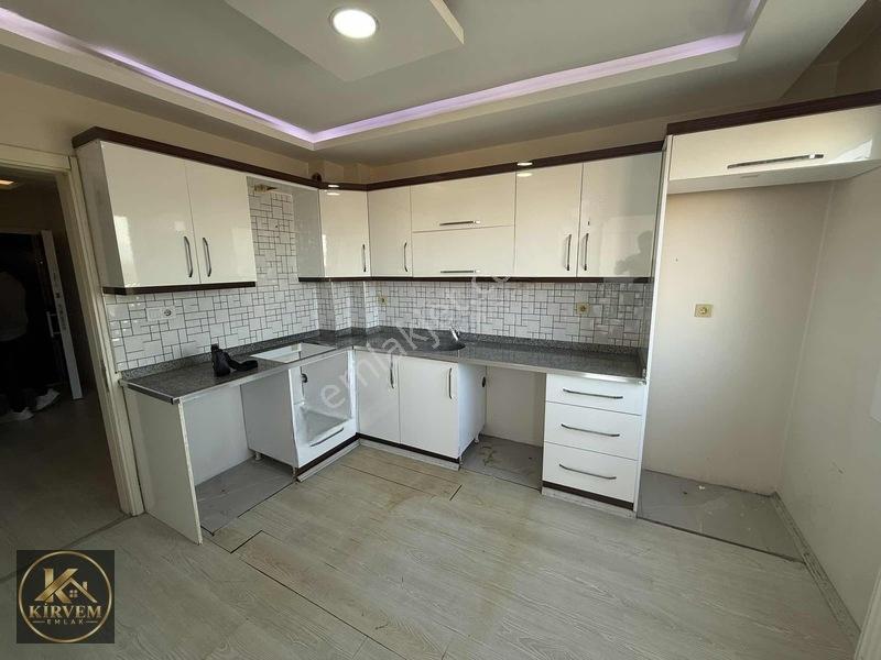 Kirvem Emlak'tan Kurtuluş Mah.de 3+1 Ara Kat, Kullanışlı Daire — fotoğraf 9