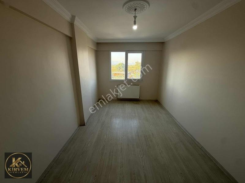 Kirvem Emlak'tan Kurtuluş Mah.de 3+1 Ara Kat, Kullanışlı Daire — fotoğraf 14