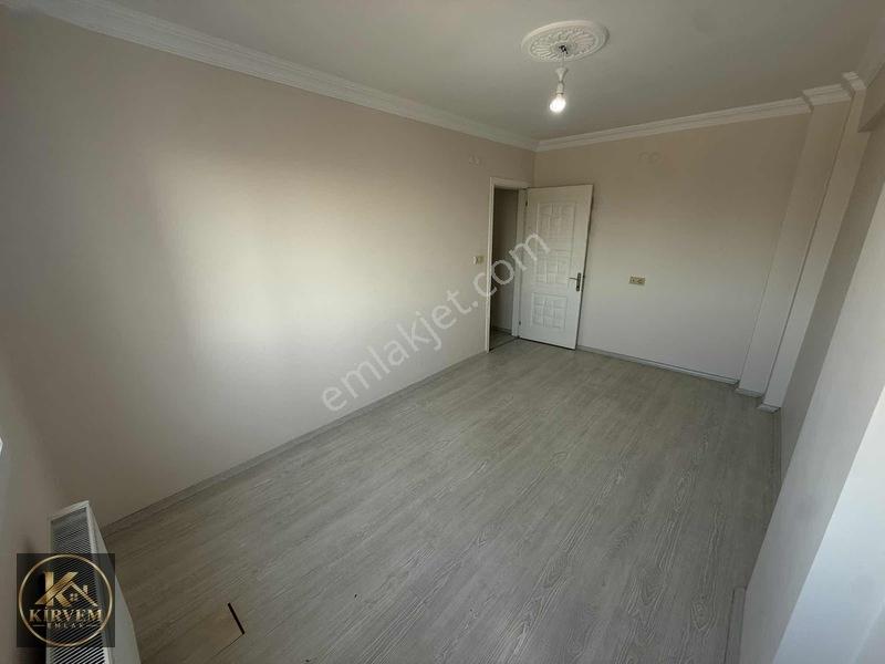 Kirvem Emlak'tan Kurtuluş Mah.de 3+1 Ara Kat, Kullanışlı Daire — fotoğraf 15