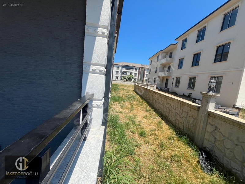Aziziye Mahallesi Lise İlk Okul Karşısı 3+1 120 M2 Yerden Isıma — fotoğraf 3