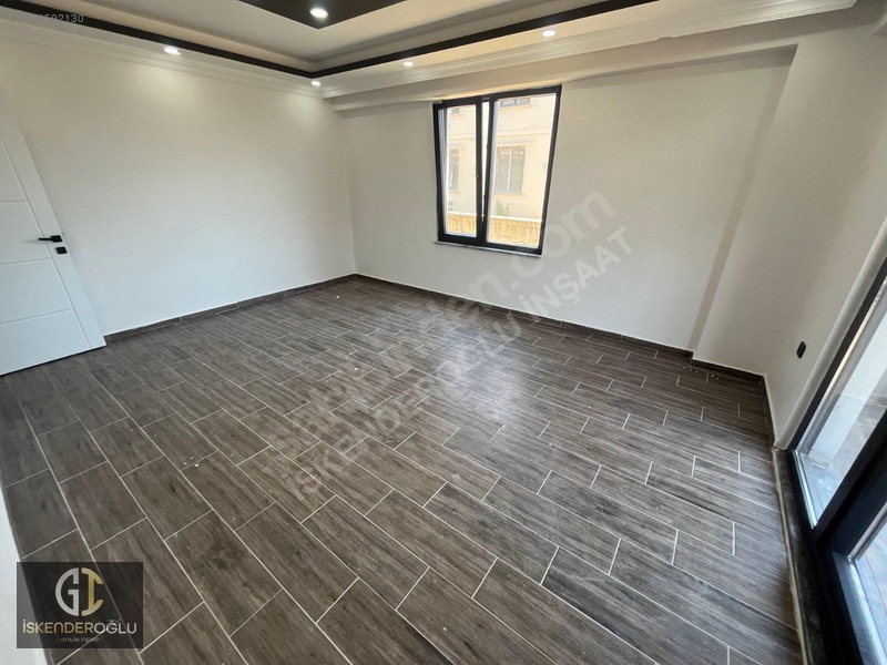 Aziziye Mahallesi Lise İlk Okul Karşısı 3+1 120 M2 Yerden Isıma — fotoğraf 9