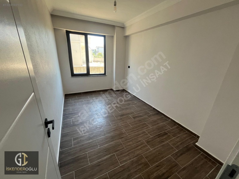 Aziziye Mahallesi Lise İlk Okul Karşısı 3+1 120 M2 Yerden Isıma — fotoğraf 17